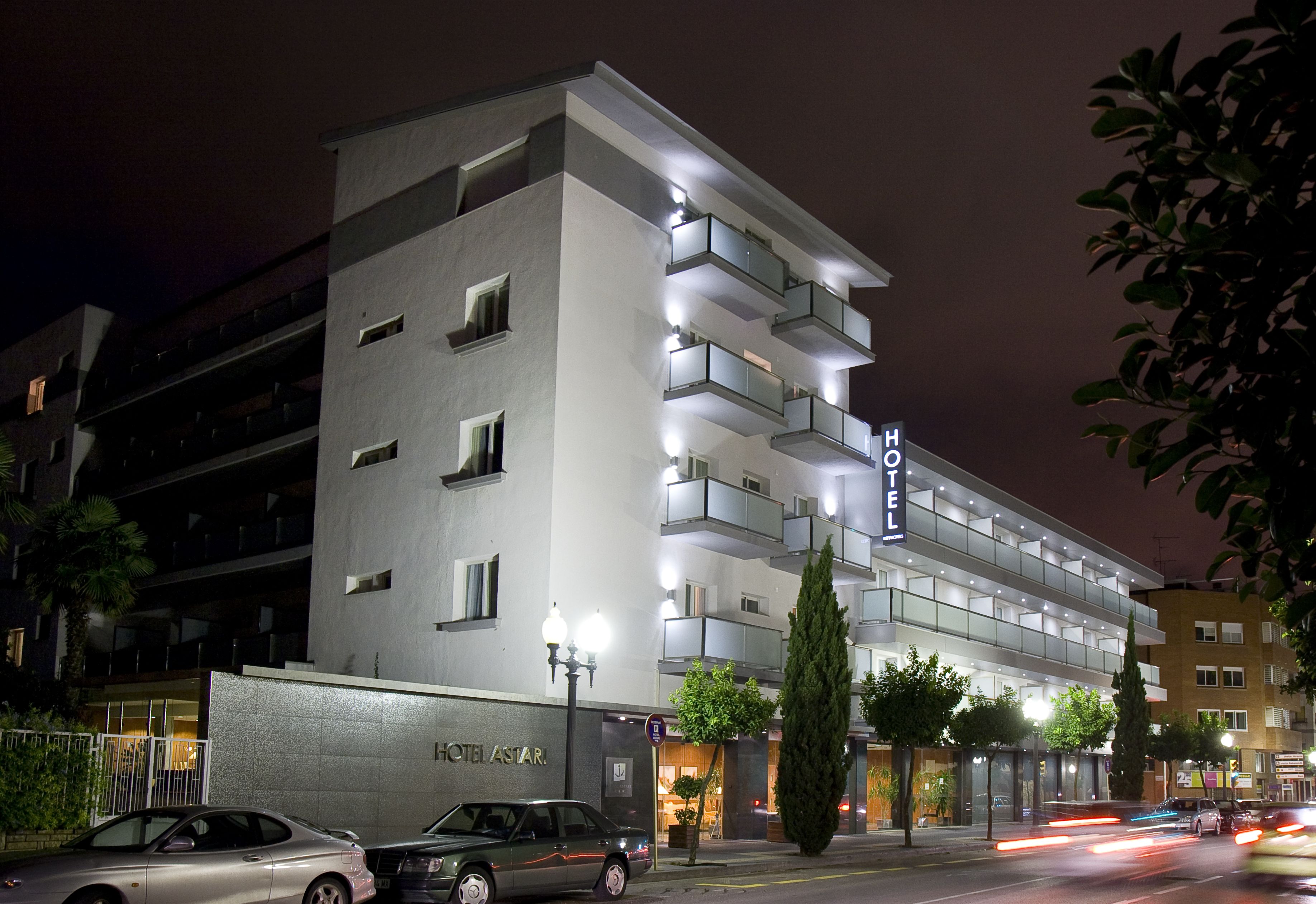 Hotel Astari