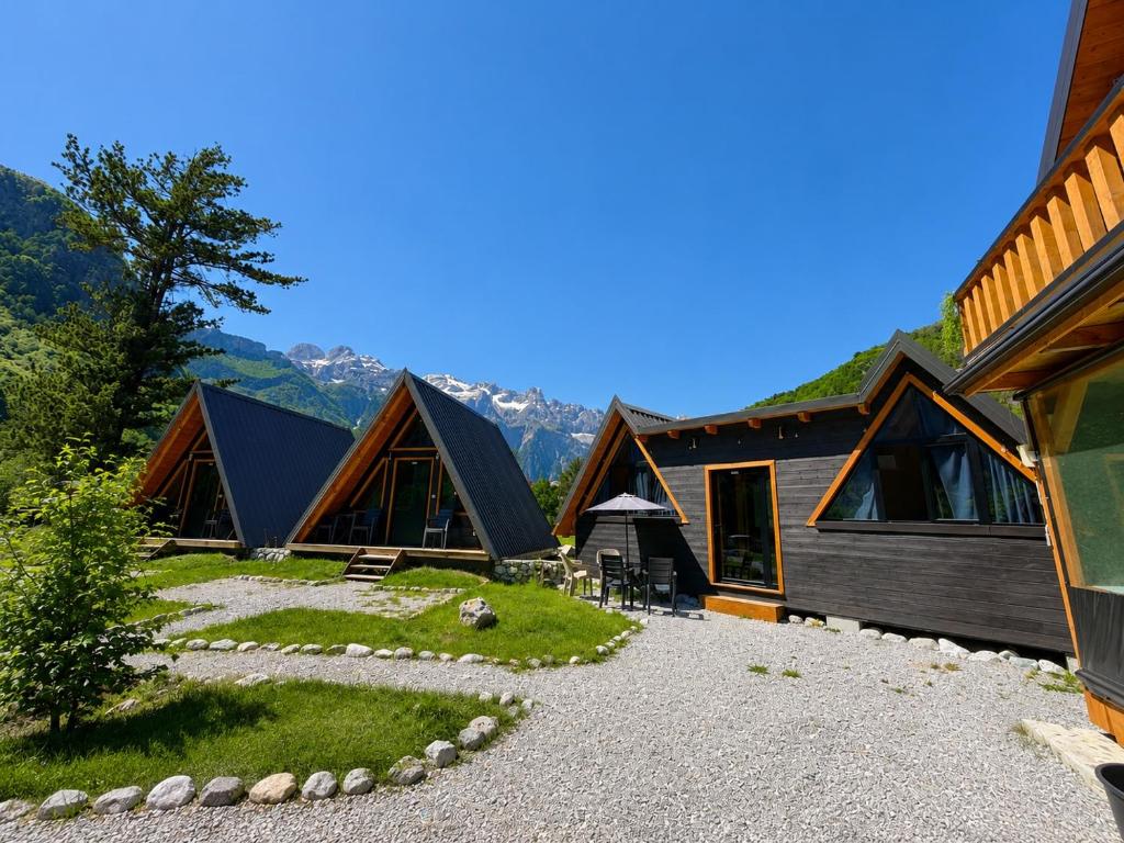 Thethi Villas