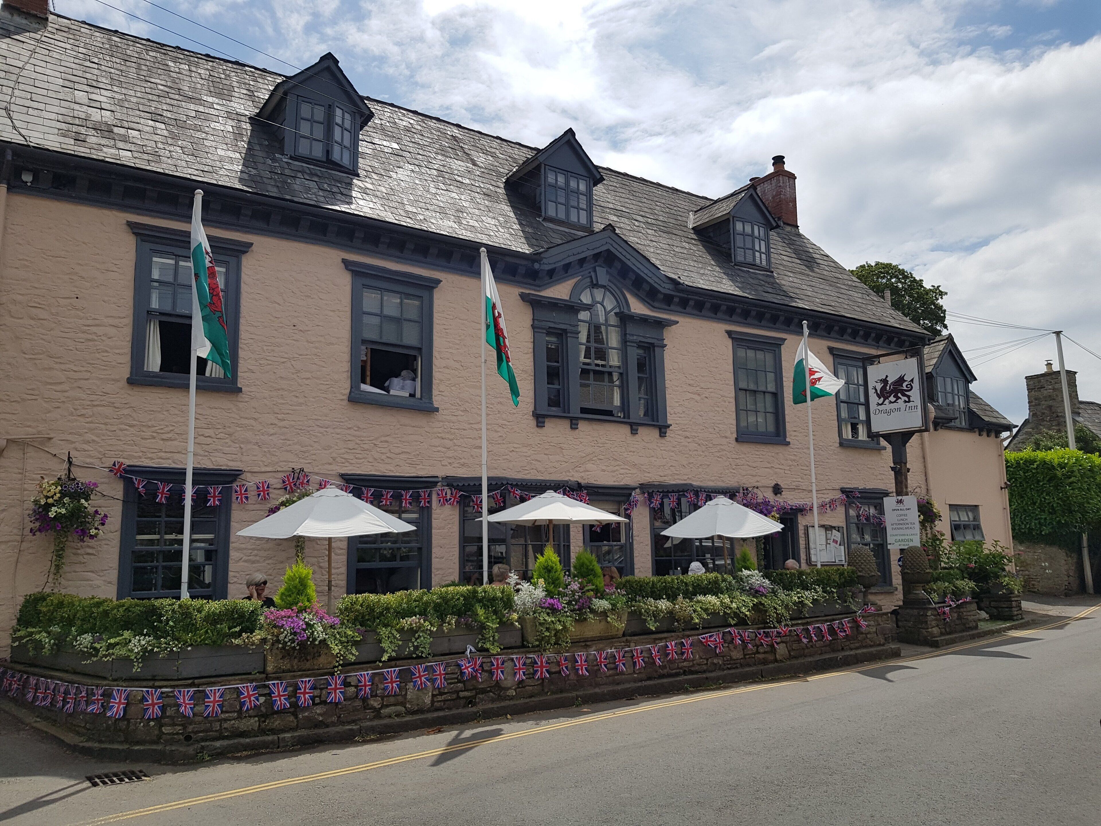 The Dragon Inn Crickhowell